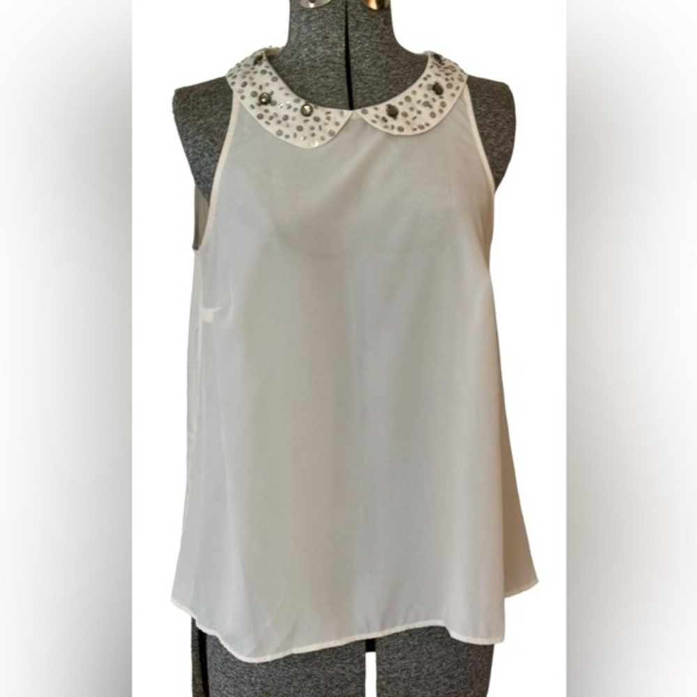 Metaphor Women’s sleeveless Blouse with sequin embellished collar, Medium